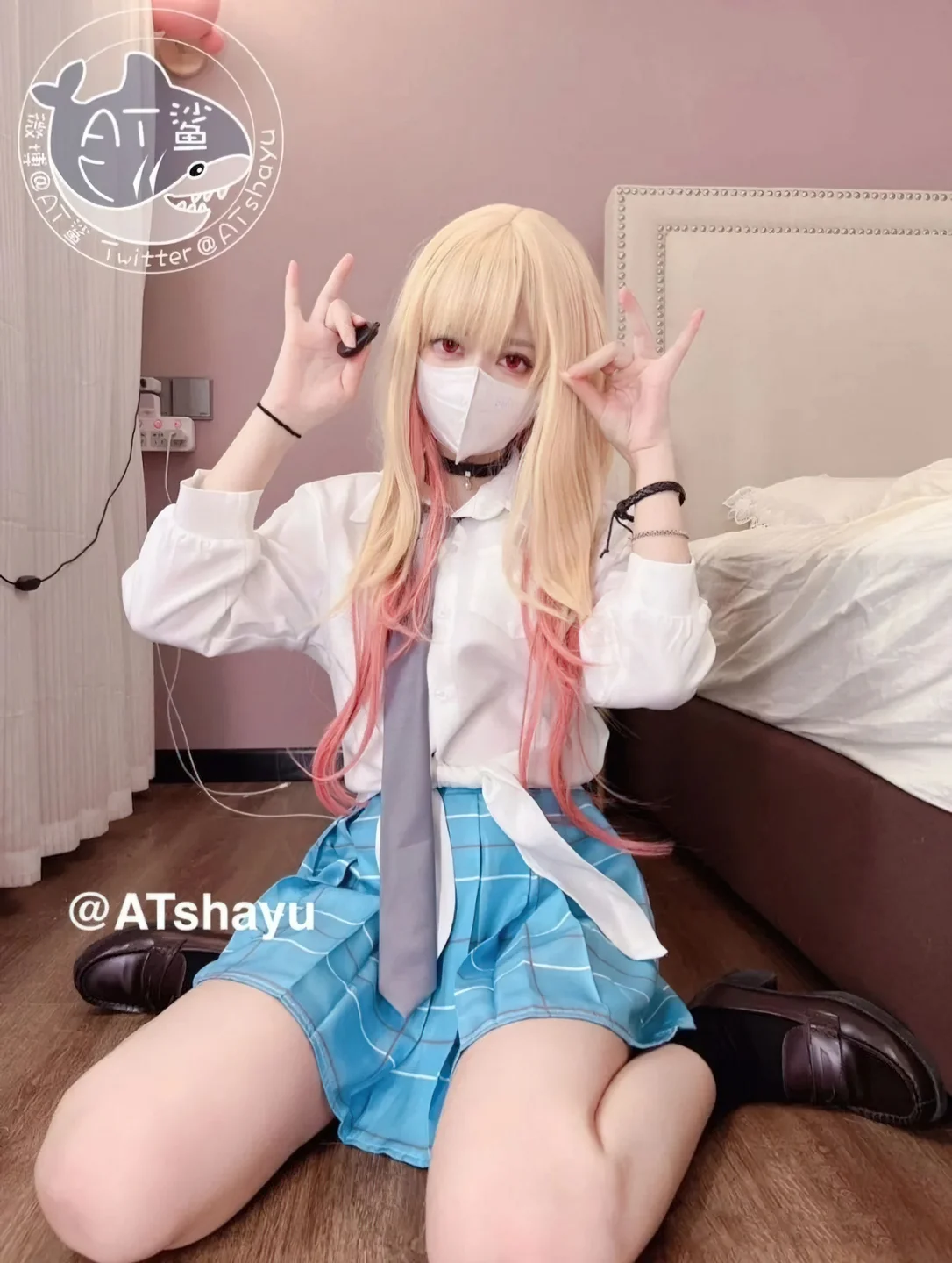 AT鲨_更衣人偶坠入爱河·喜多川海梦_JK_10P_12MB tg@simisebaisi 【丝足阁】005.webp